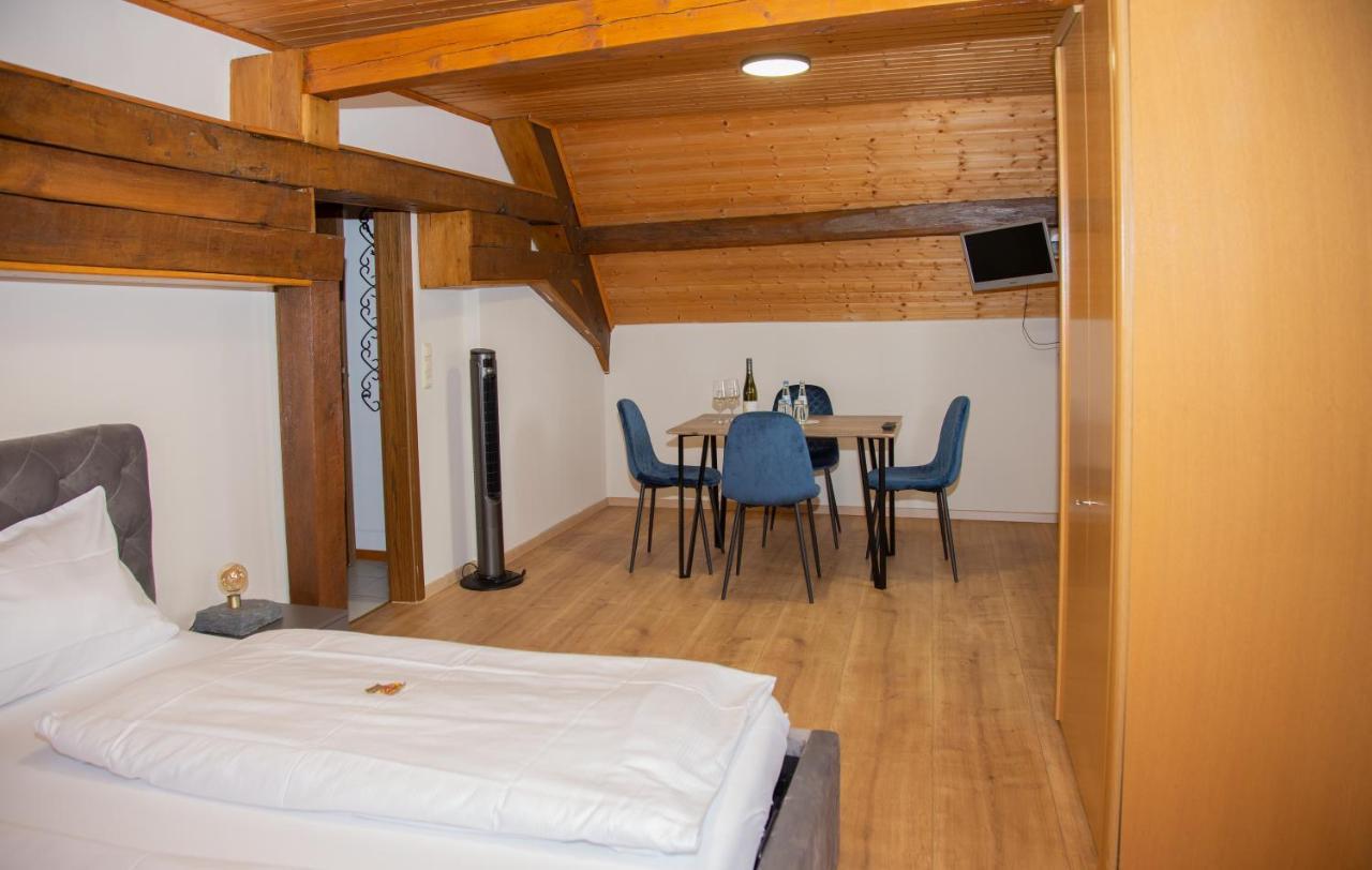 Weinhaus Kurtrierer Hof Otel Leiwen Dış mekan fotoğraf