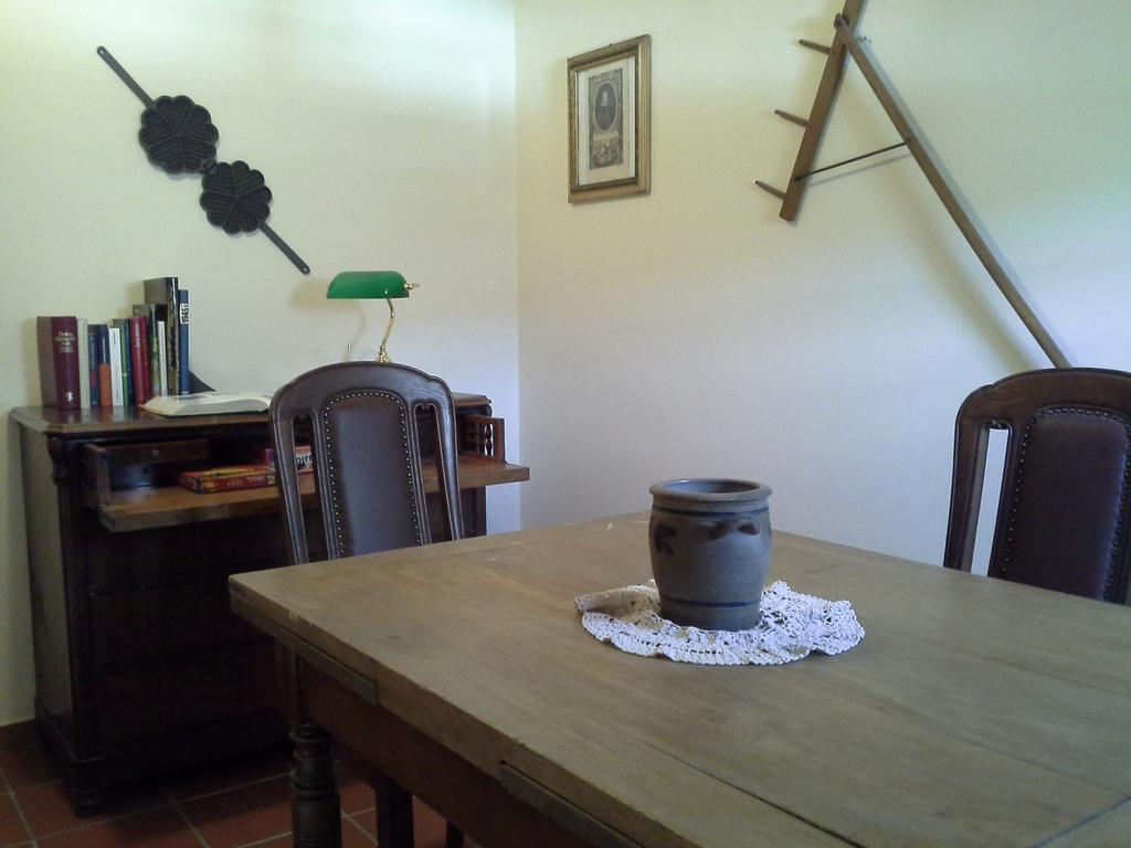 Weinhaus Kurtrierer Hof Otel Leiwen Dış mekan fotoğraf