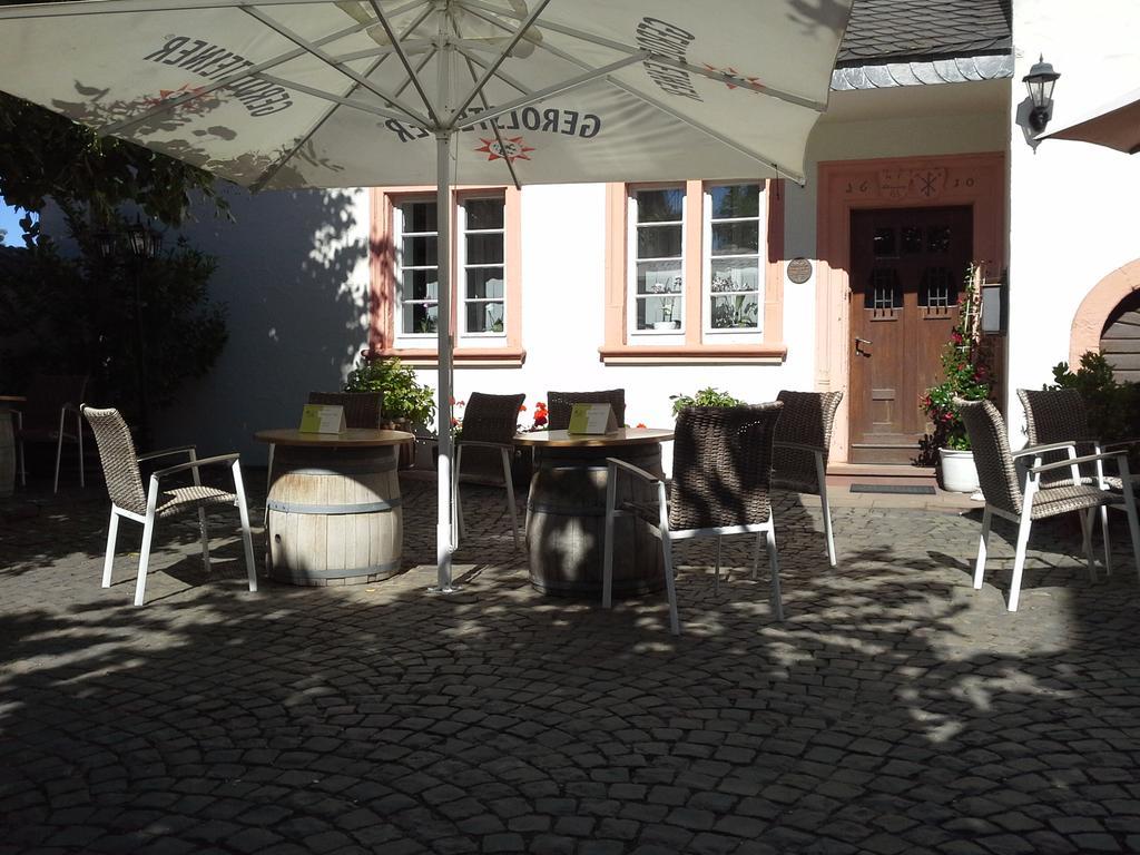 Weinhaus Kurtrierer Hof Otel Leiwen Dış mekan fotoğraf